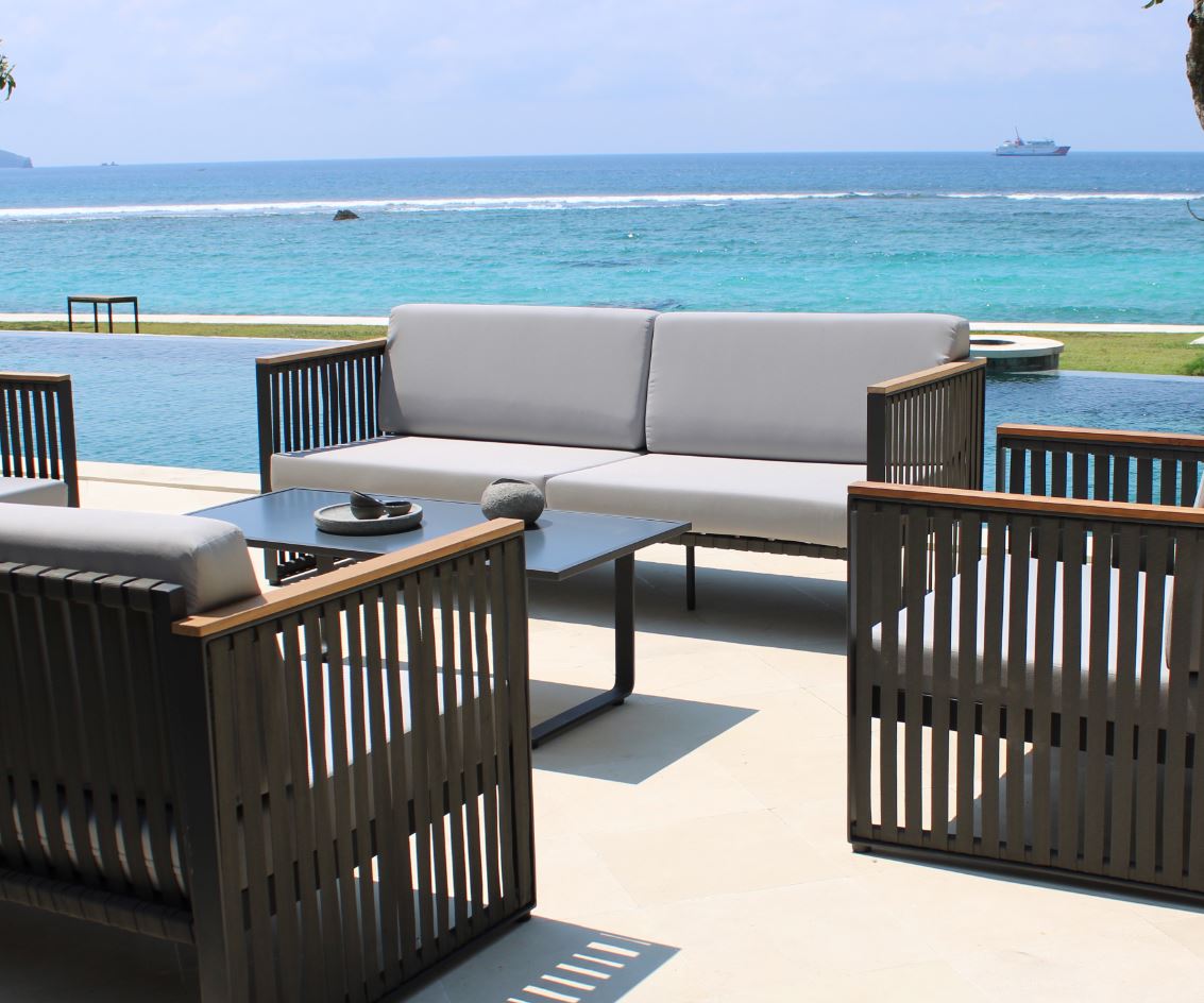 Horizon Coffee Table with Glass