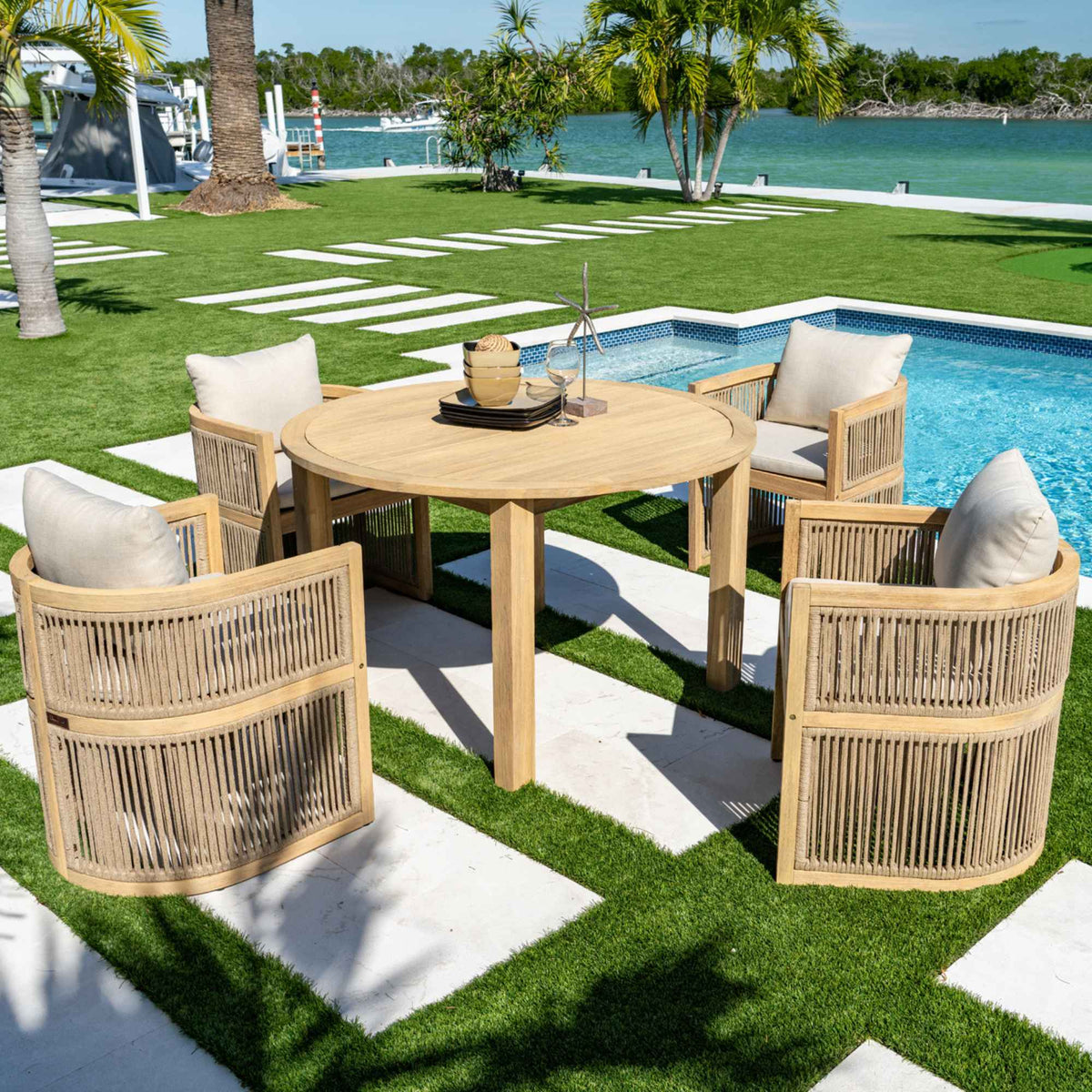 Panama Jack Cabo 5-Piece Barrel Round Dining Set