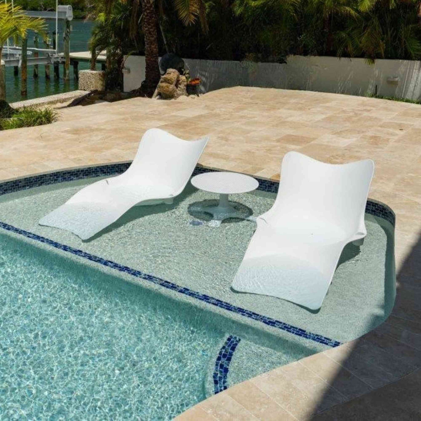 Panama Jack Set of 2 Wave In-Pool Chaise Lounger with End Table